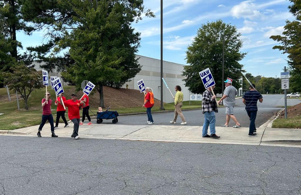 UAW’s Selective Strike Expands to&nbsp;Charlotte