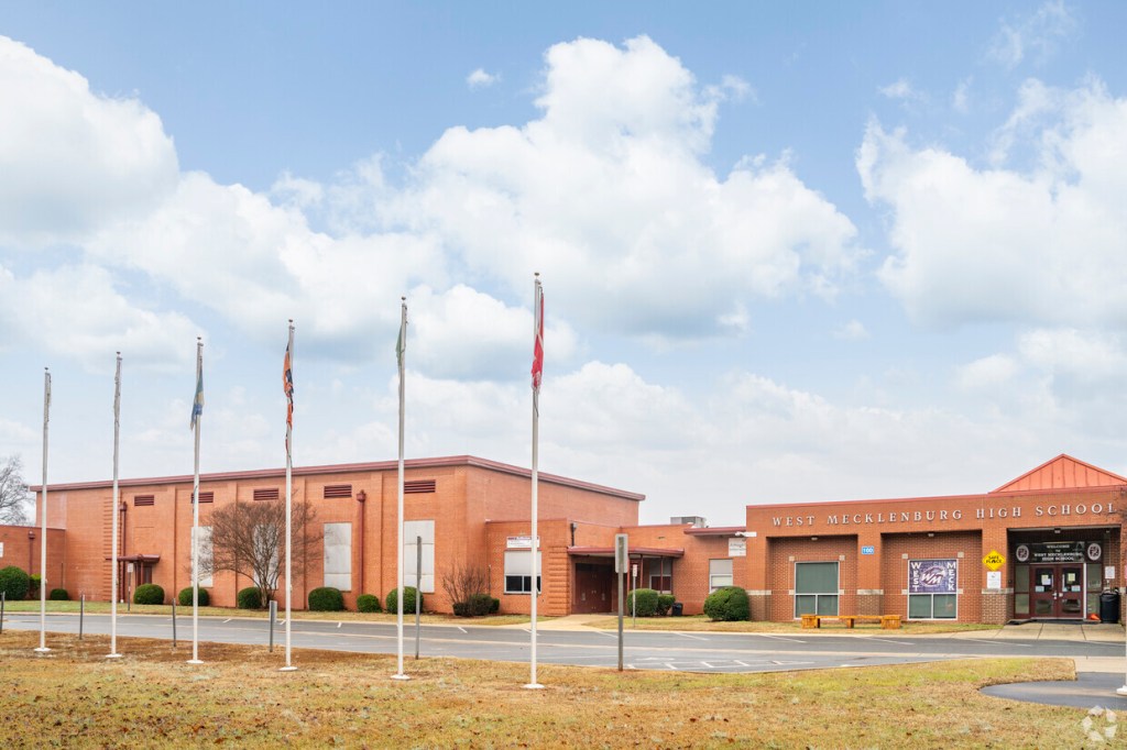 Workers Correspondence: Charlotte Teachers Face Overcrowded Classrooms and Little Support from&nbsp;Administrators